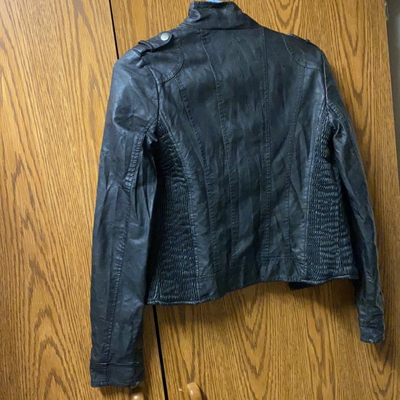 Jacket - Picture 3 of 4